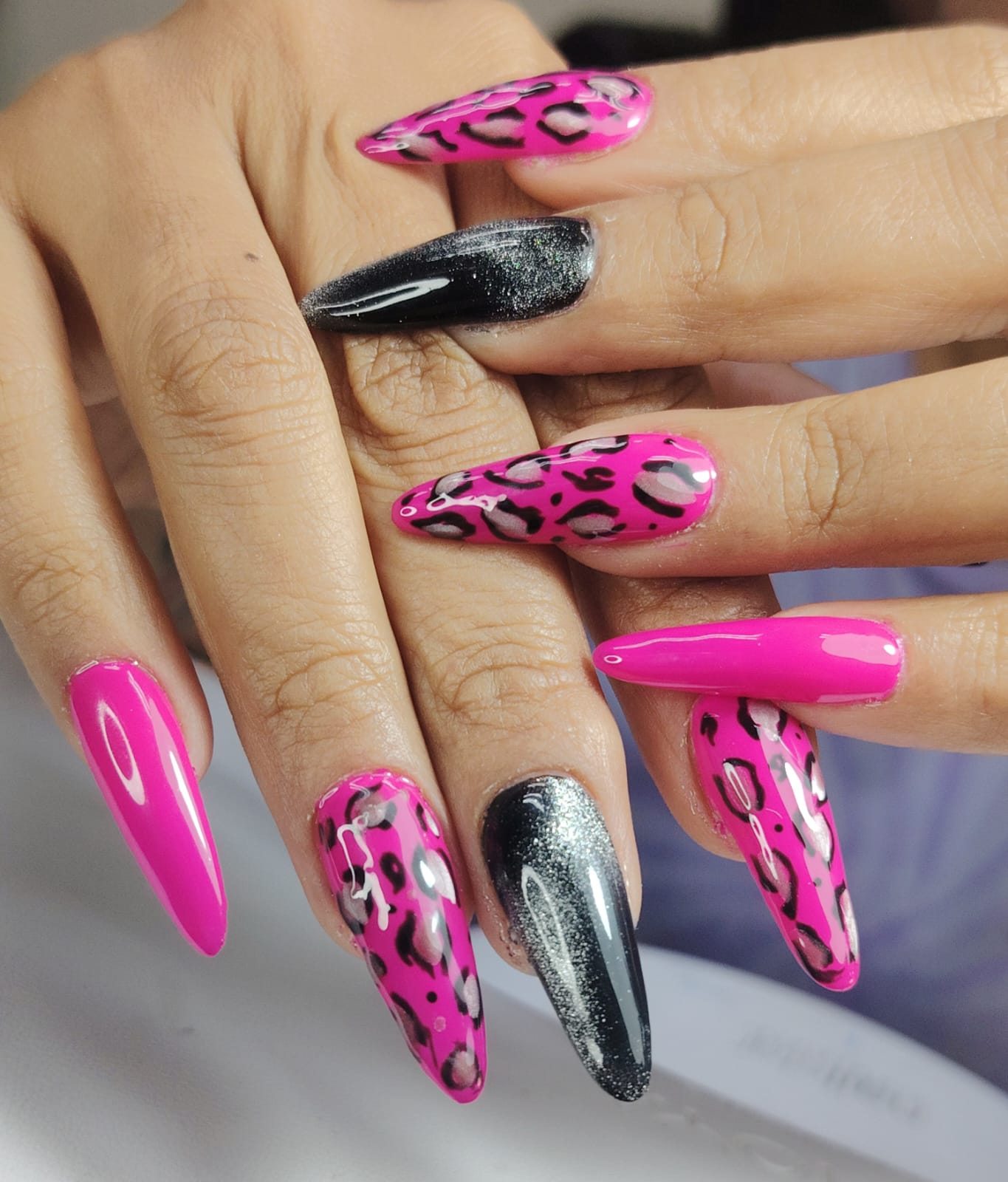 Uñas acrílicas elegantes 2023 en AMYSTUDIO Maipú